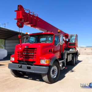 GRUA TITAN 2004 MANITEX 2892S SOBRE STERLING LT7500 DE 28 US TON